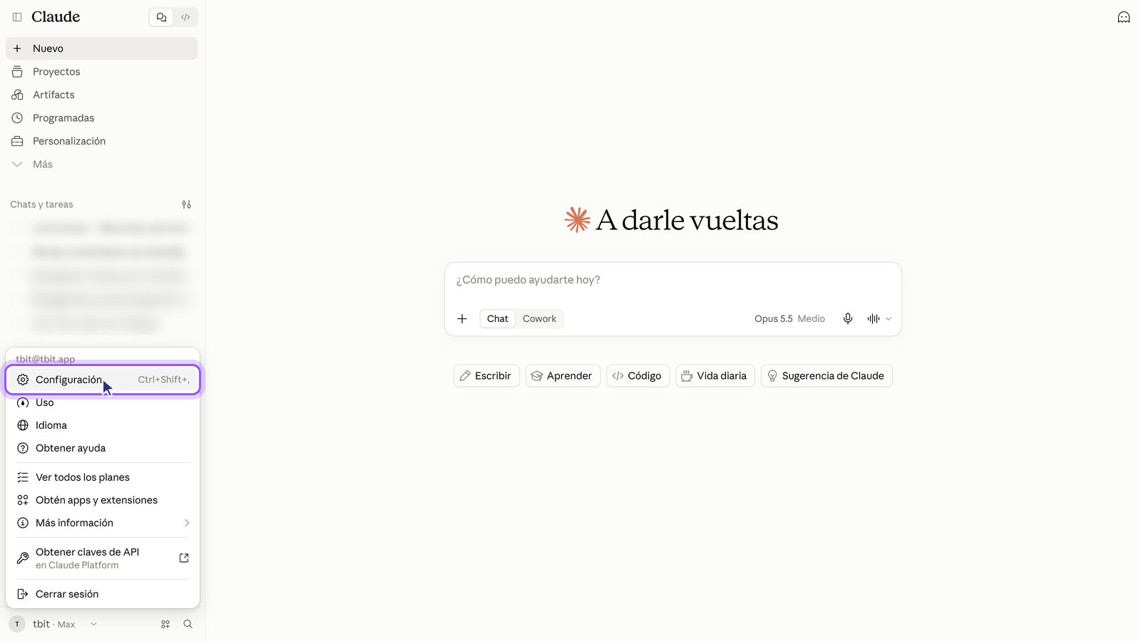 Menú de la cuenta con la opción Configuración resaltada.